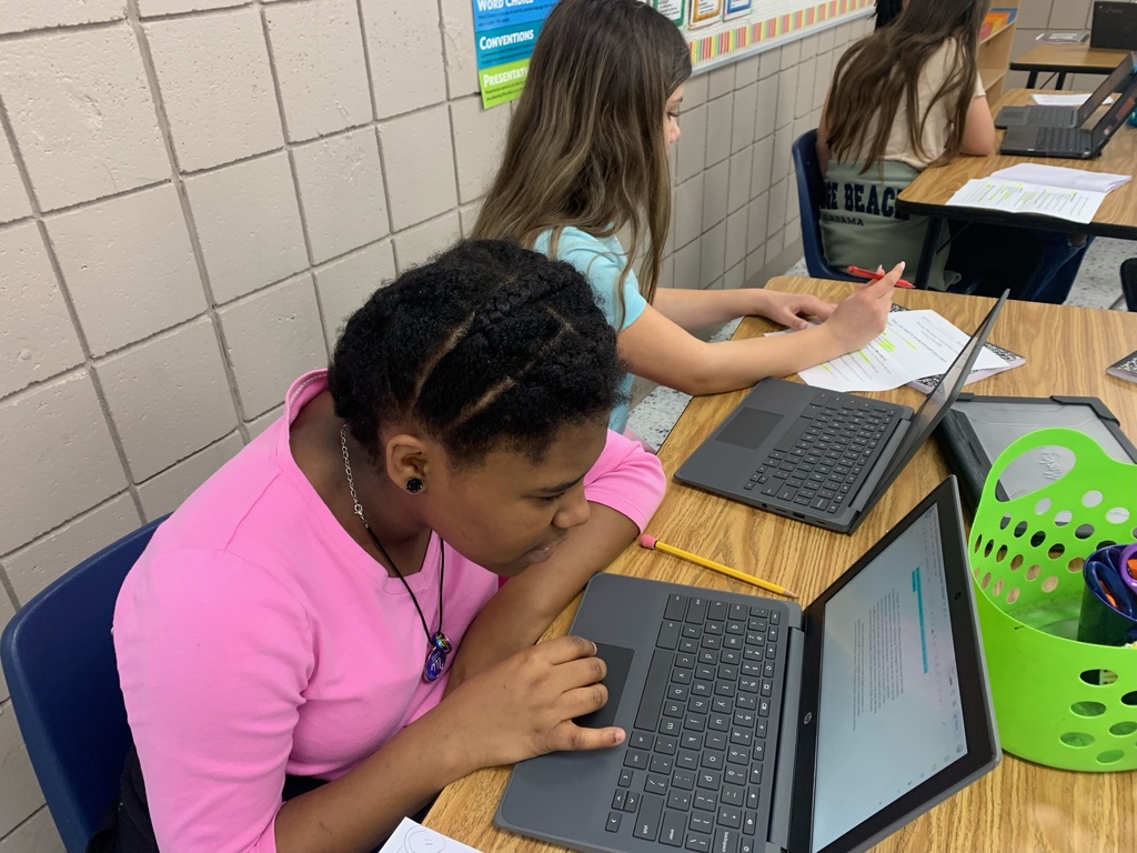 Students in Mrs. Mosley’s ELA classes peer conferenced today as they revised and edited their informative essays!