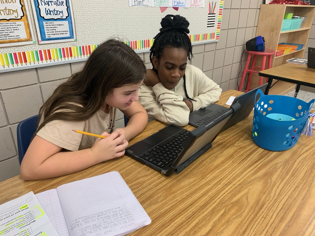 Students in Mrs. Mosley’s ELA classes peer conferenced today as they revised and edited their informative essays!