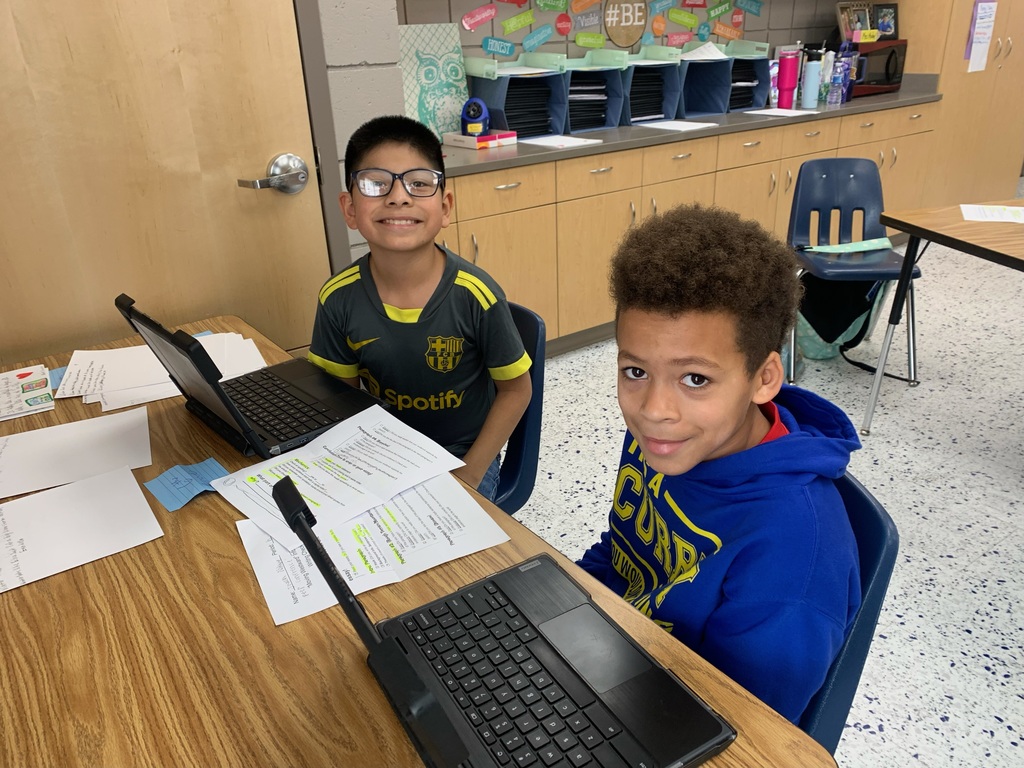 Students in Mrs. Mosley’s ELA classes peer conferenced today as they revised and edited their informative essays!