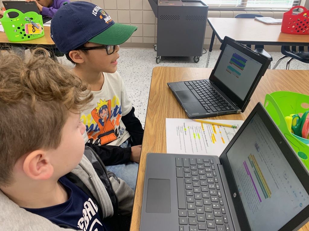 Students in Mrs. Mosley’s ELA classes peer conferenced today as they revised and edited their informative essays!