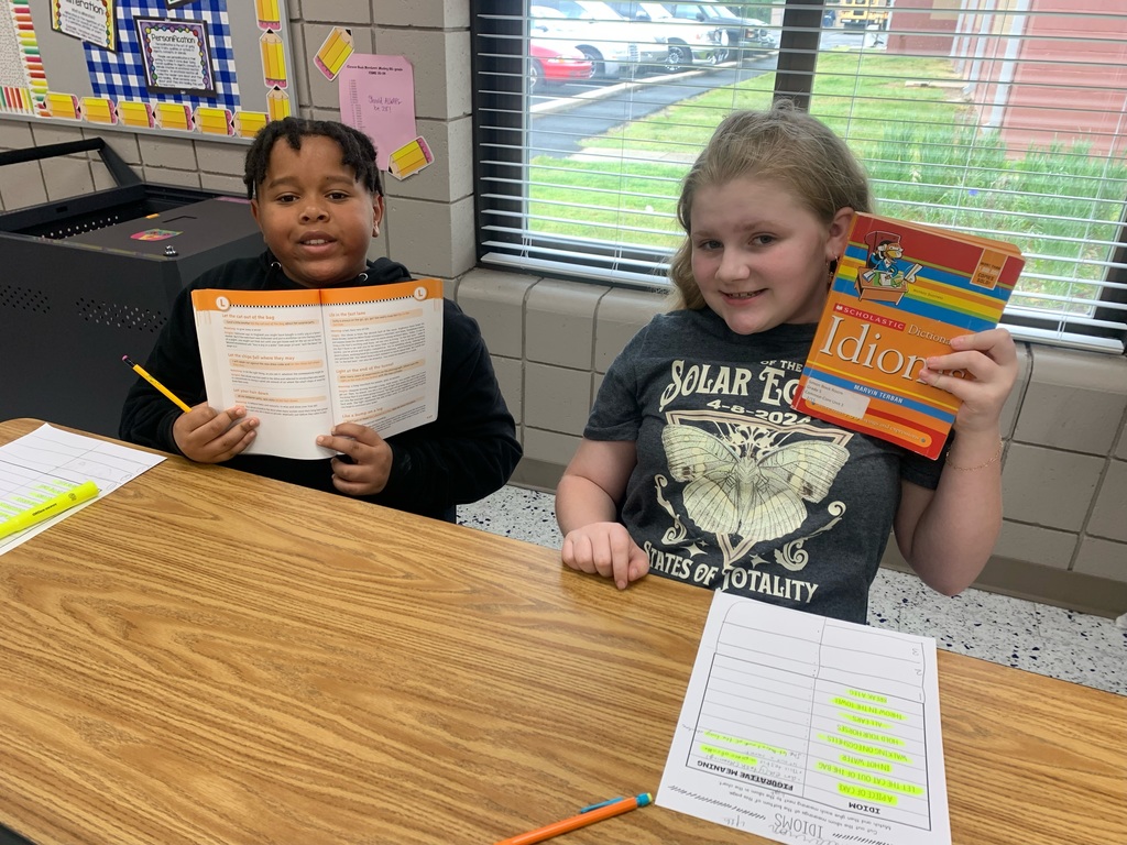 Students in Mrs. Mosley’s ELAclasses worked together to find the meanings and origins of idioms using their Idiom Dictionaries! They are finding out that figurative language can be used to make their writing detailed and creative!