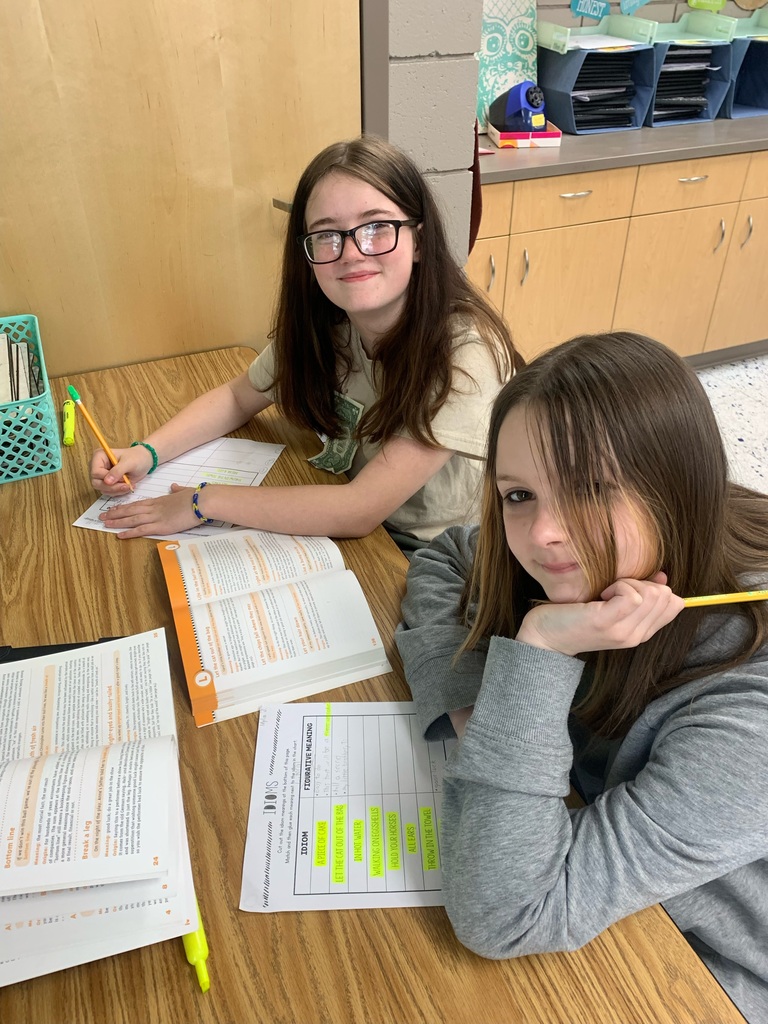 Students in Mrs. Mosley’s ELAclasses worked together to find the meanings and origins of idioms using their Idiom Dictionaries! They are finding out that figurative language can be used to make their writing detailed and creative!