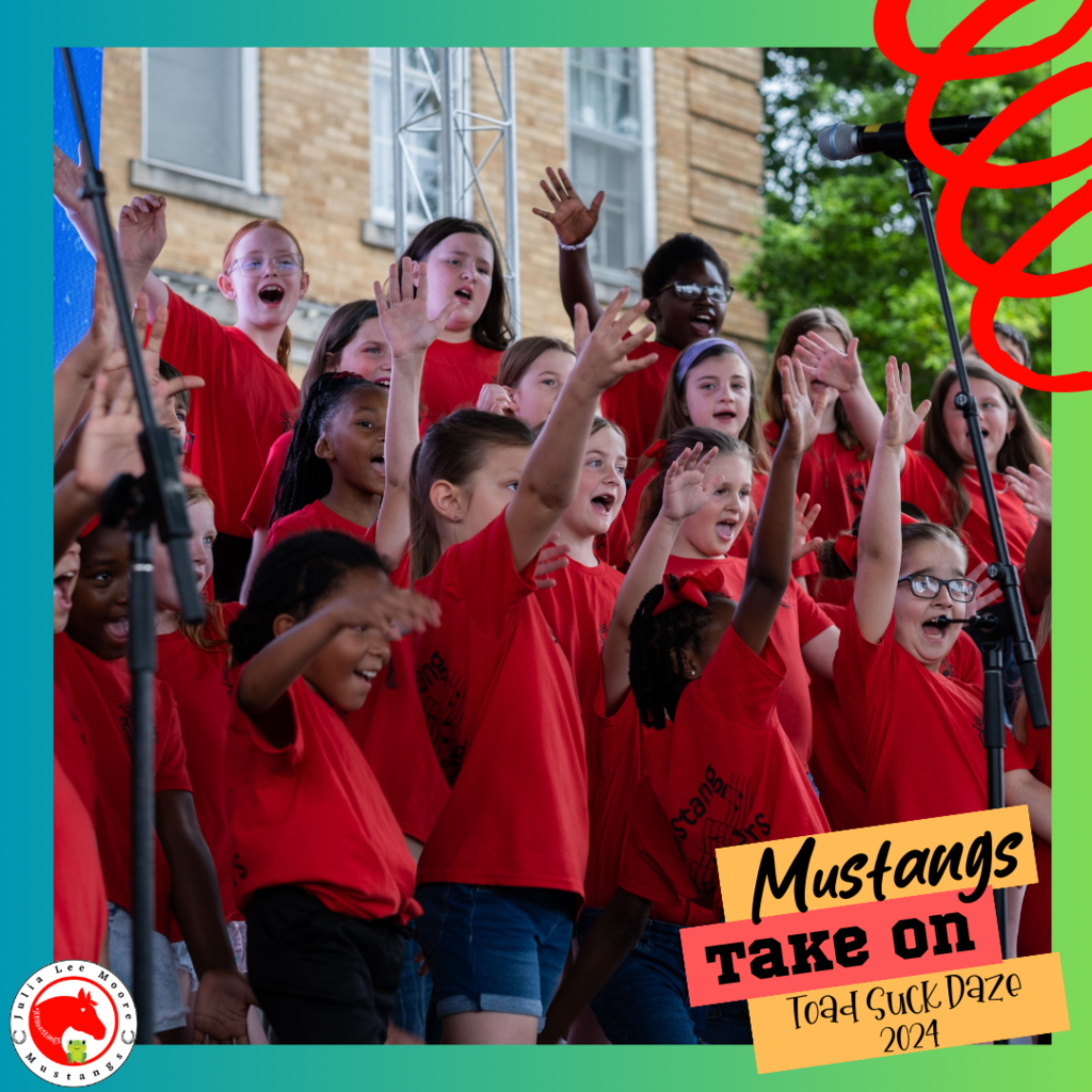 Mustang Singers at Toad Suck Daze