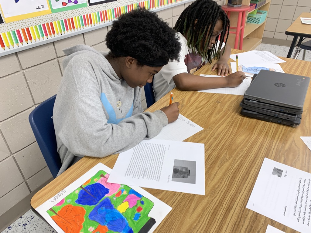 Mrs. Mosley’s fifth grade ELA classes have been reviewing letter writing. They enjoyed sharing their Nature Jars and written letters through a Gallery Walk in class on Wednesday. The students also wrote compliments about the letters and jars as they read each one. Such a fun way to celebrate and share their writing and nature projects. The students had to get creative using figurative language and adjectives as they told how they discovered their jars, described them, and encouraged others to care for the environment.