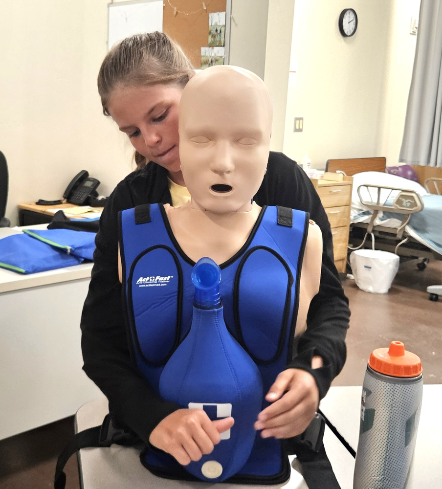 Safe Sitter Photo of girl with Mannekin
