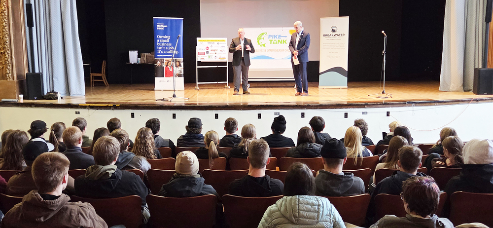 Marty Fittante and Jim Baker Presenting at Pike Tank