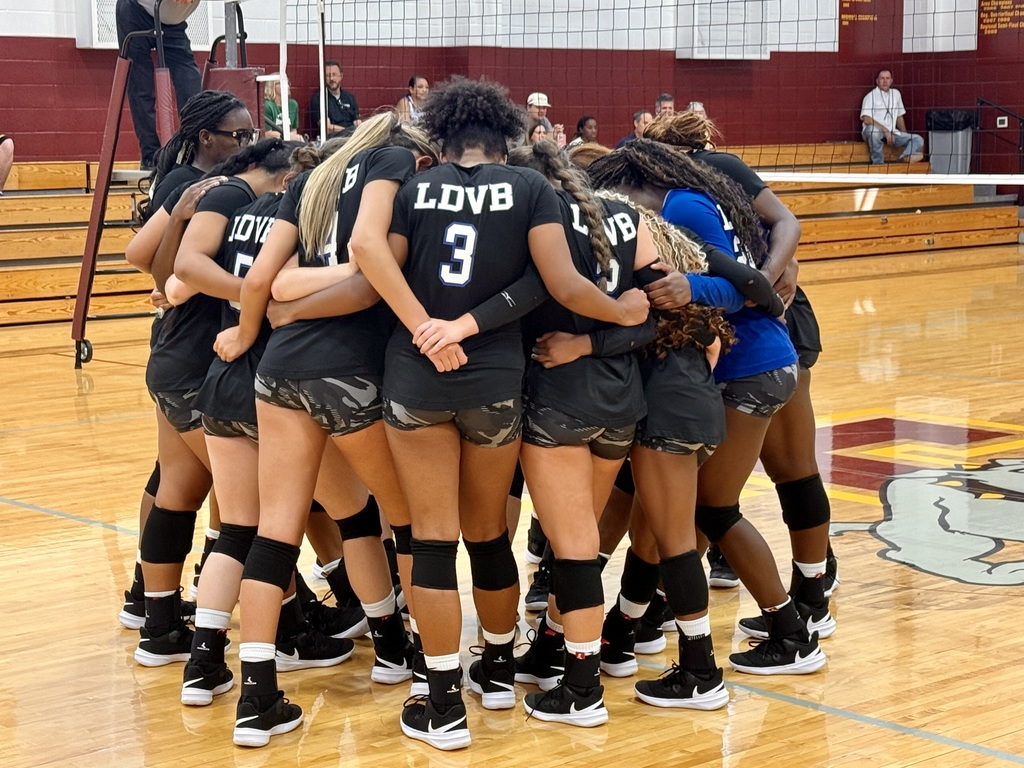 volleyball huddle