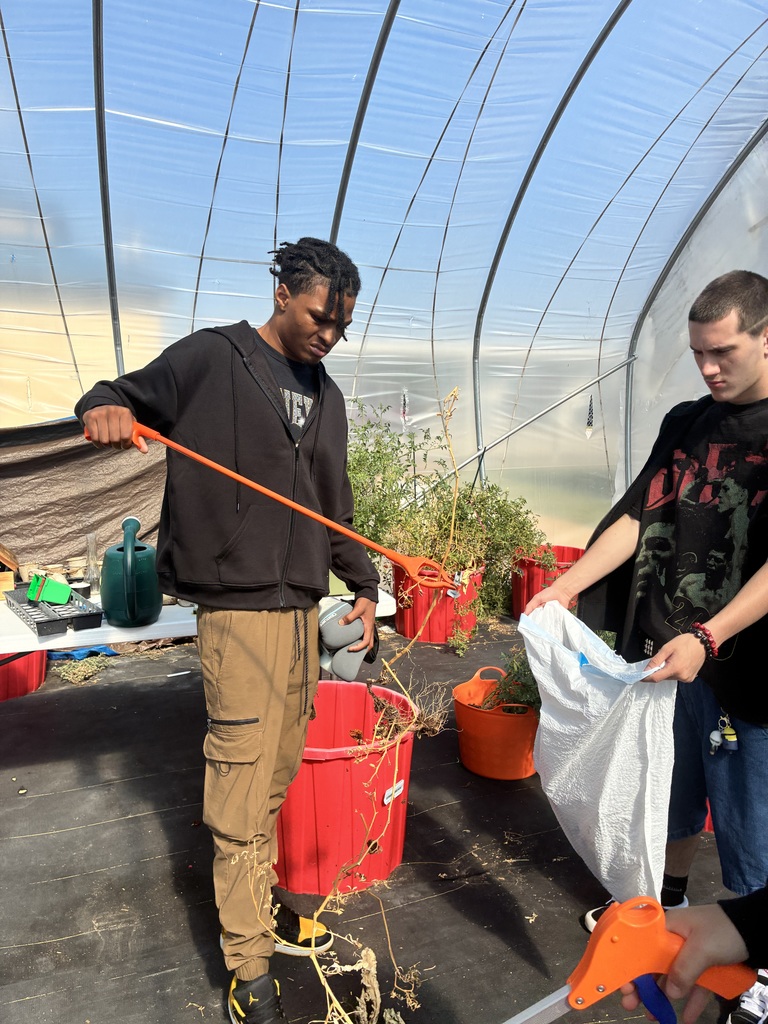 picture of Crossroads garden club student