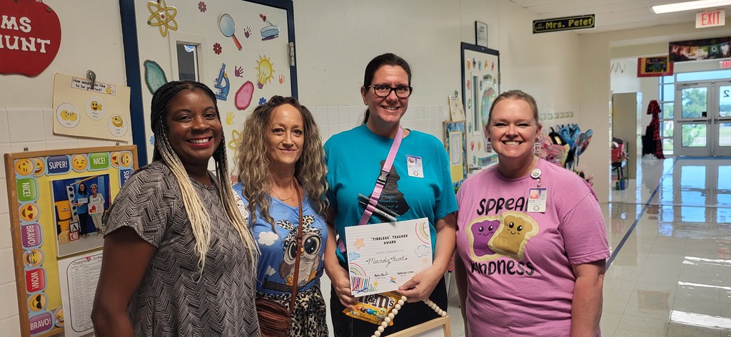 Mandy Huntb Tireless Teacher Award