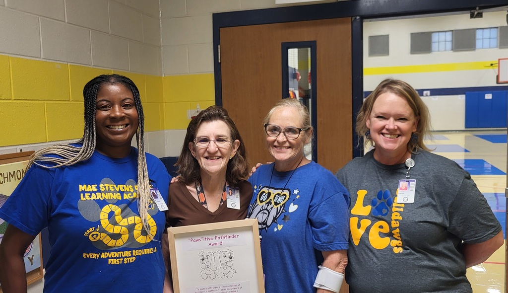 MaryKay Richmond Paws itive Pathfinder Award