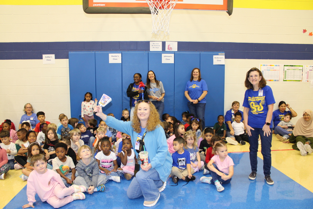 Blue Team won the Spirit Stick