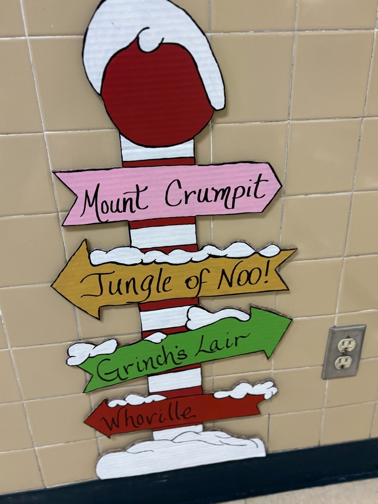 Copperas Cove High School hallways decorated for Christimas.