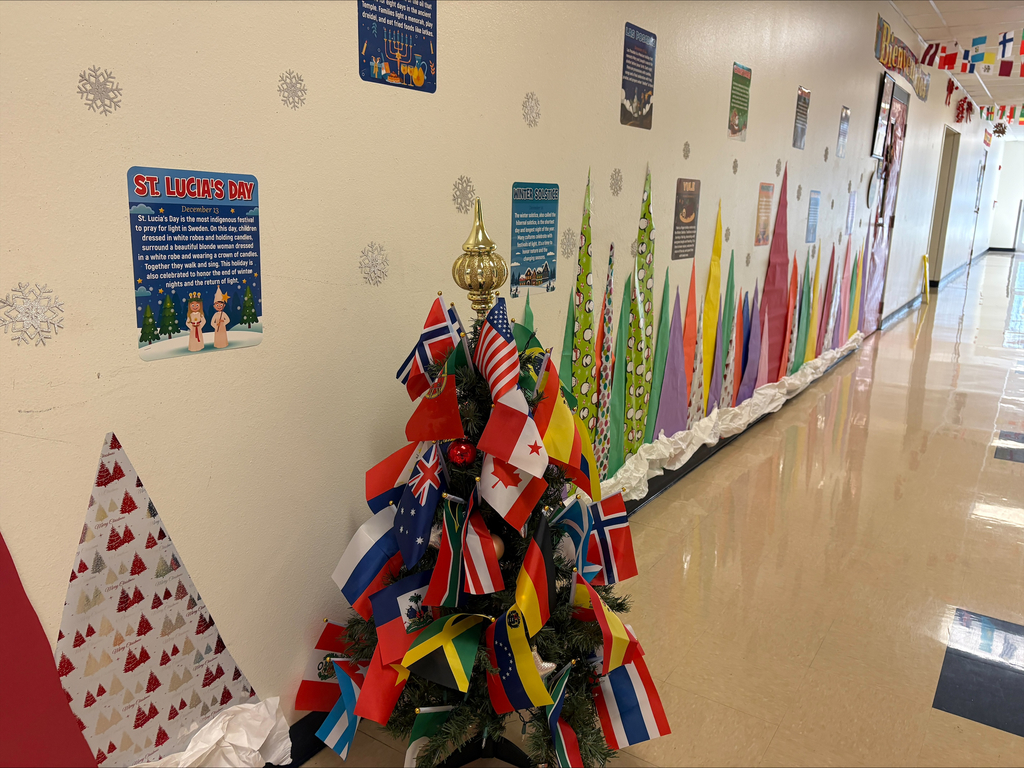 Copperas Cove High School hallways decorated for Christimas.
