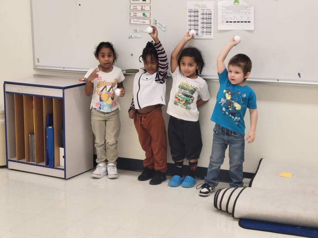 Classroom Snowball toss