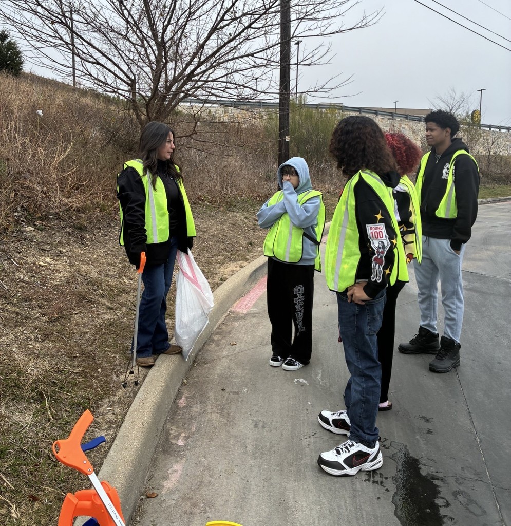 Crossroads Environmental Ambassadors cleaning up