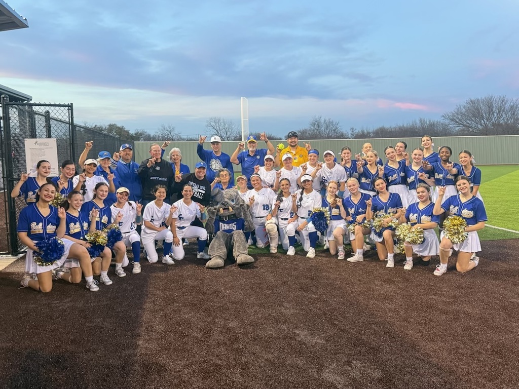 softball team with board members