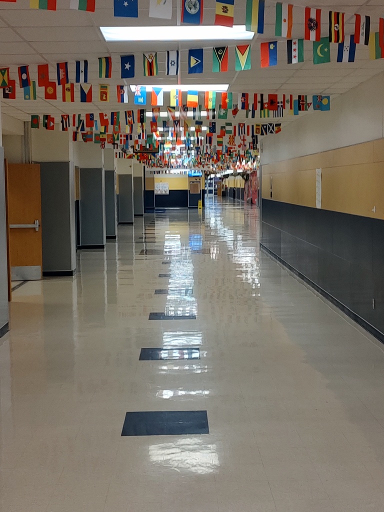Students setting up the Copperas Cove High School hallway for Multicultural Night