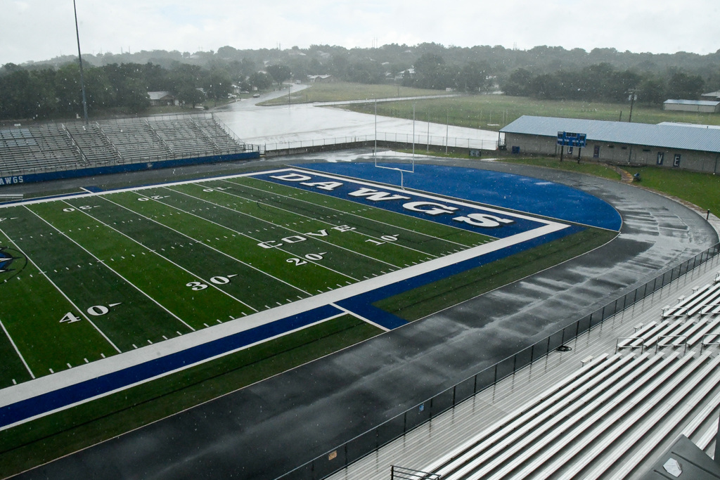 Blue jump pit in a stadium
