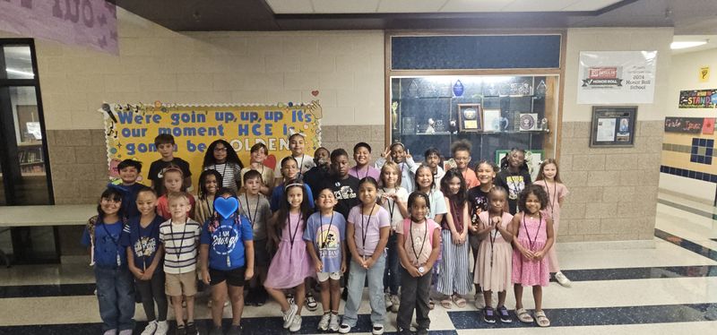House Creek Heroes group picture of the students.