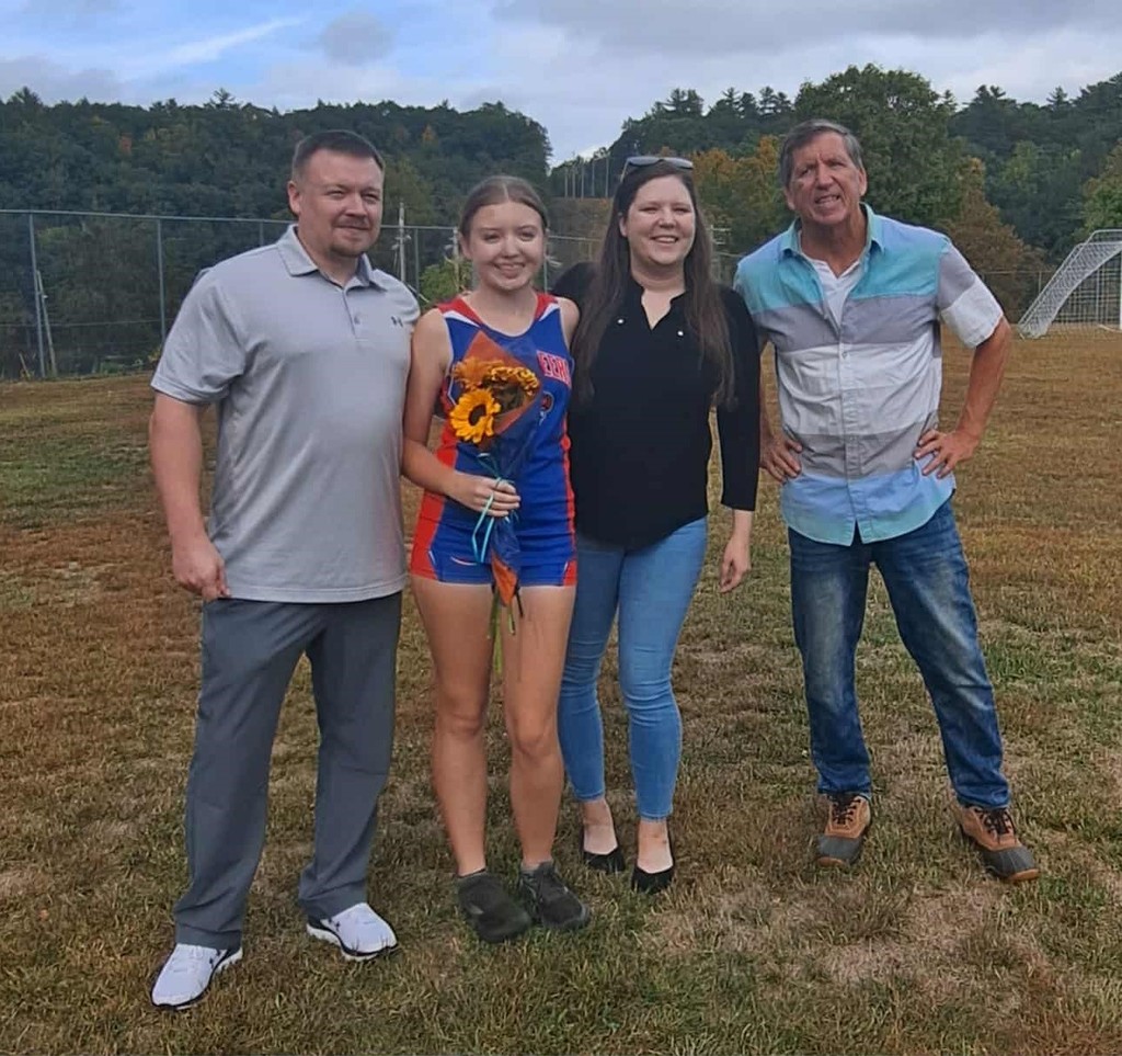 Senior Chloe Jasper