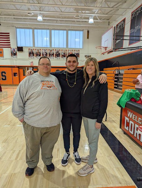 Hoops for the Holidays 3