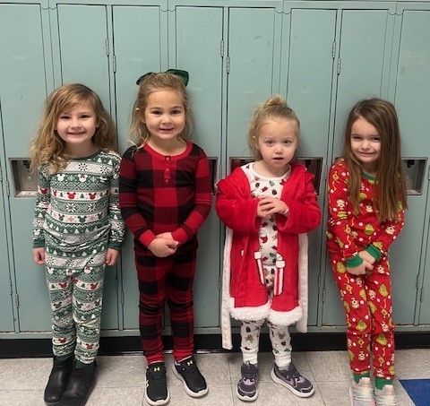 Holiday Spirit Week 4