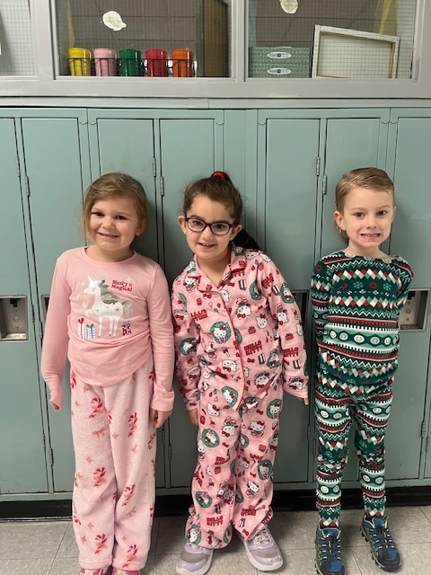 Holiday Spirit Week 3