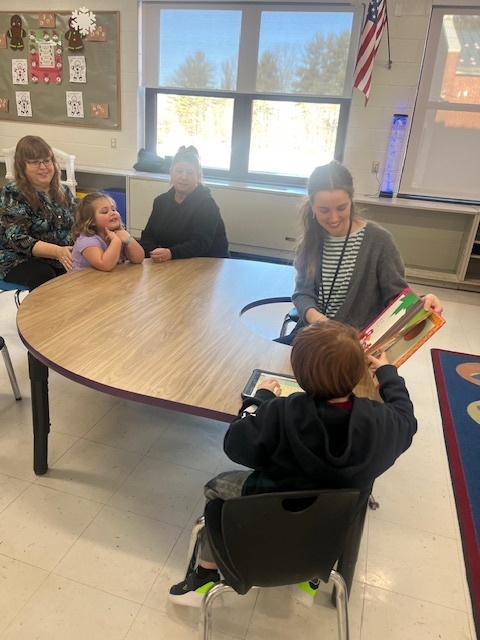 Mystery Reader Ms. Tilden