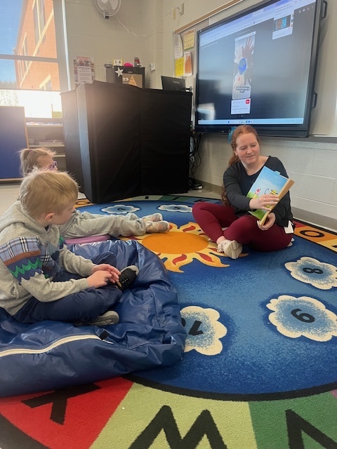 Mystery Reader Coach Murphy