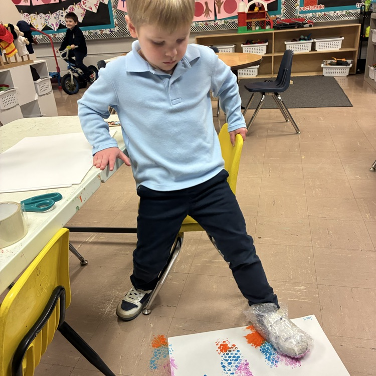 PreK had fun bubble wrap painting this week !