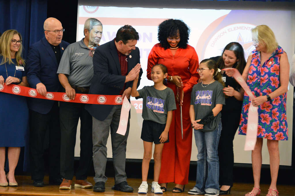 Dawson Ribbon Cutting