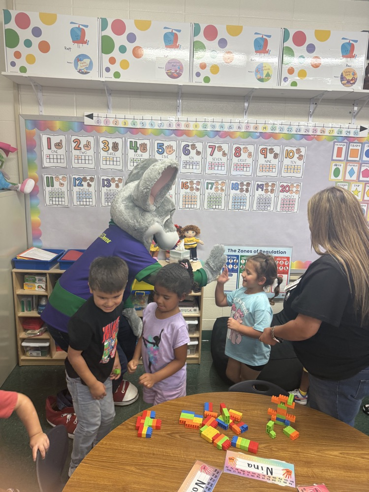 chuck E Cheese
