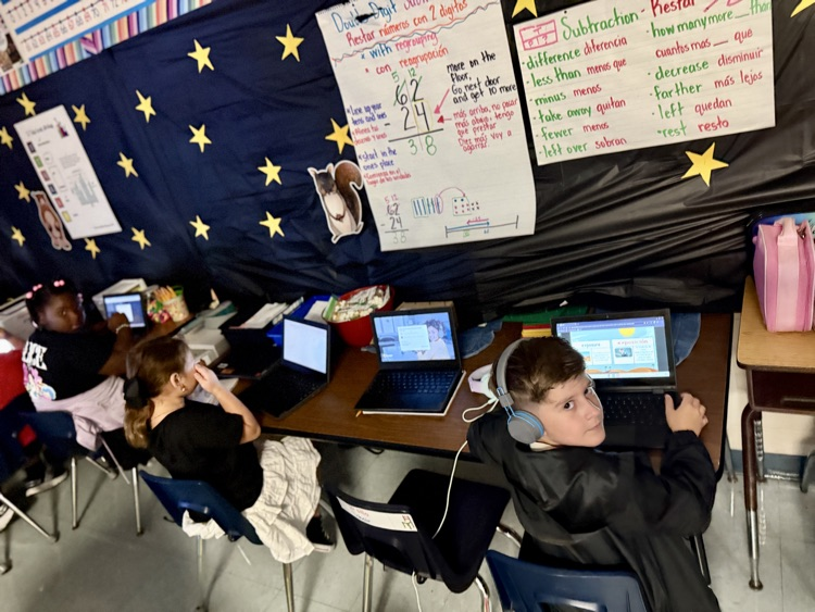Camping out for reading! 🏕️ Ms. Castillo's 3rd graders had a blast during their RLA stations today, turning the classroom into a campsite. What a fun and innovative way to learn!