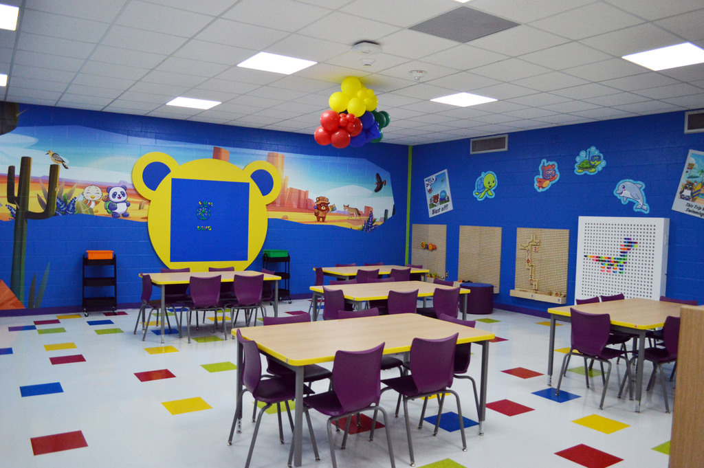 Club Estates Elementary School Library Reveal Event