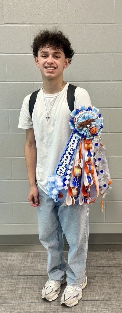 picture of student wearing a garter
