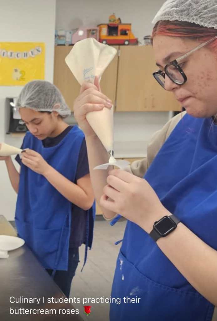 student making rose with piping bag 