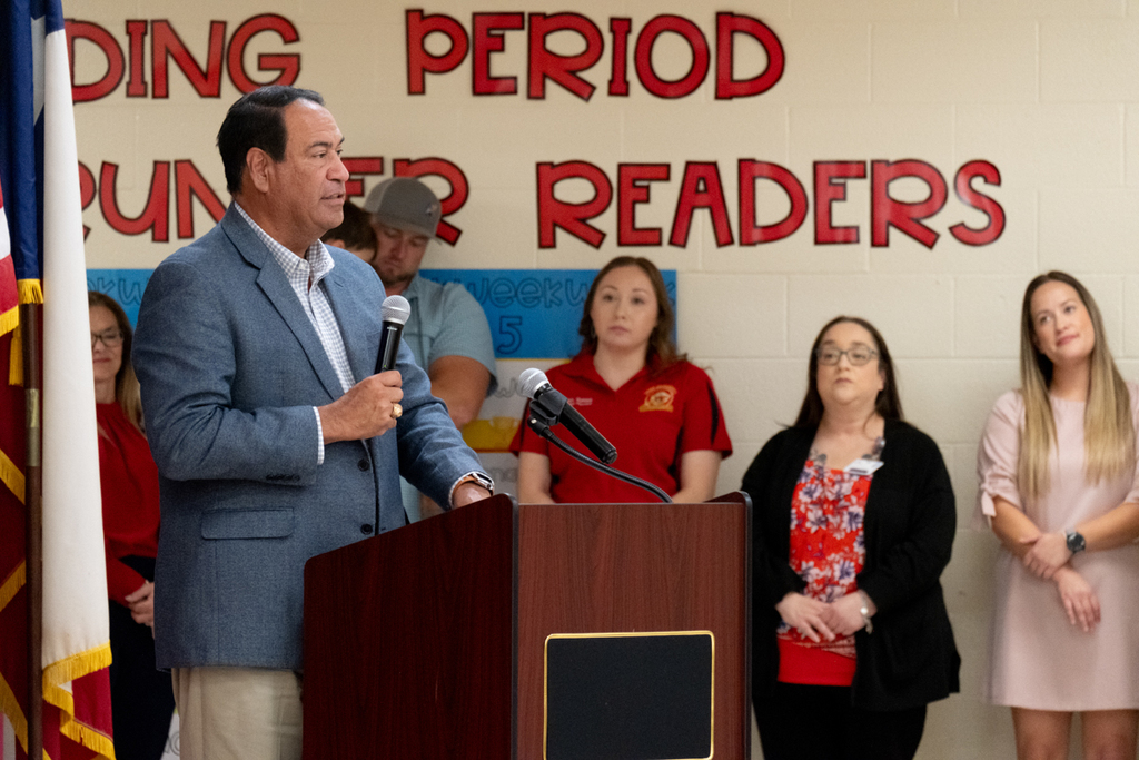 25-26 SMITH LIBRARY REVEAL - 40