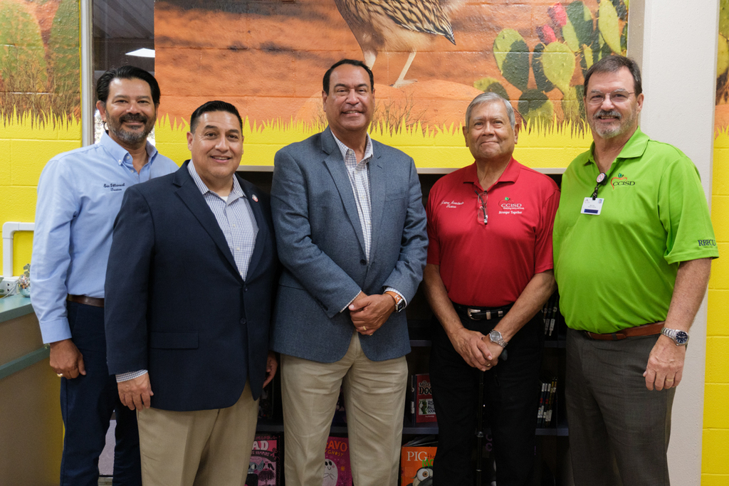 25-26 SMITH LIBRARY REVEAL - 49