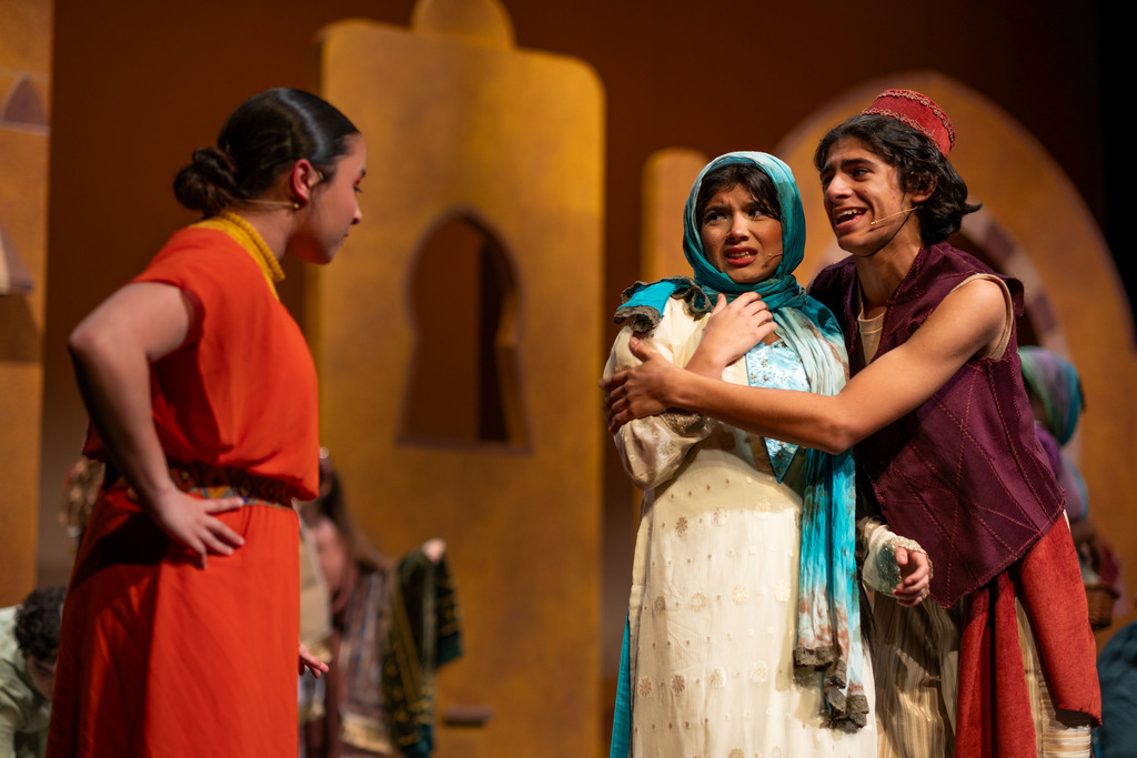 25-26 ALADDIN DRESS REHEARSAL - 08