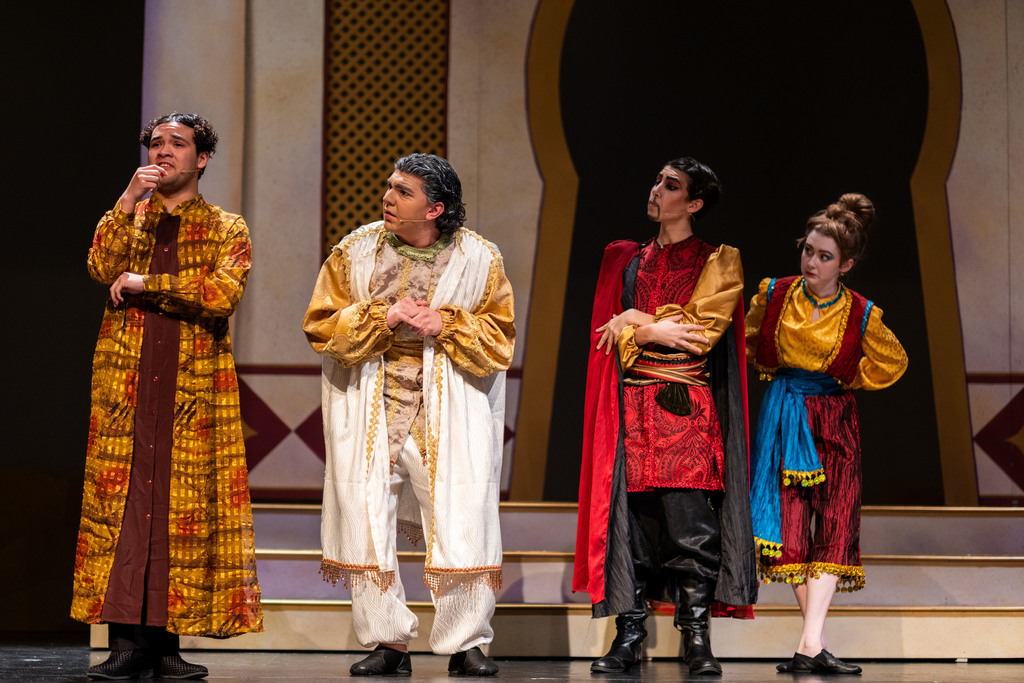 25-26 ALADDIN DRESS REHEARSAL - 03