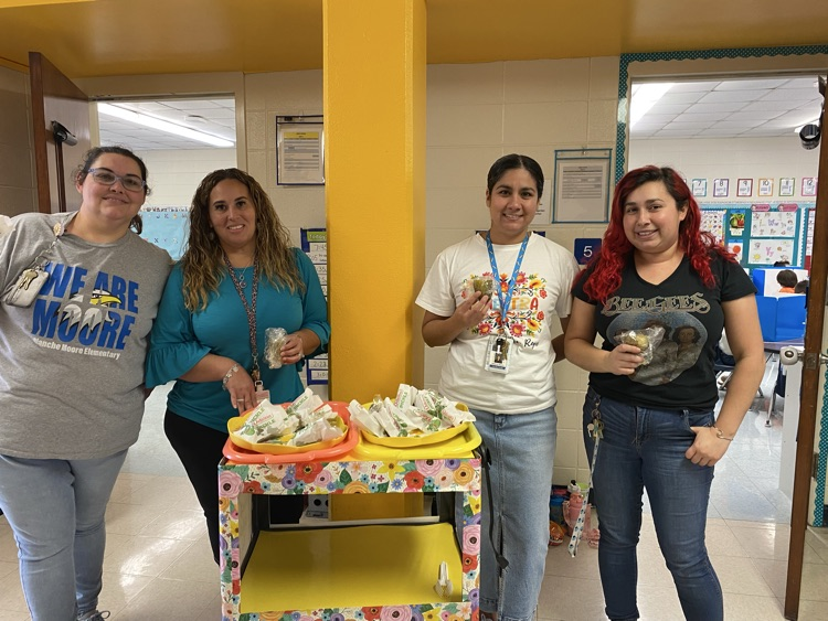 🥒 Happy National Pickle Day! 💚 We celebrated today with a little crunch! A huge thank you to our awesome Eaglettes for providing the yummy pickles for our staff to enjoy! They were the perfect briny treat! 😋 Hope everyone had a dill-lightful day!