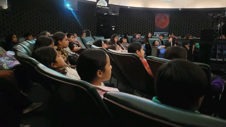 field trip to planetarium 