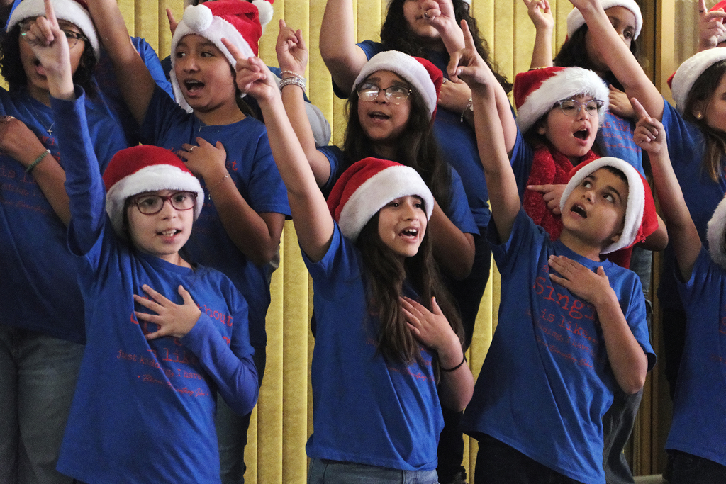 Barnes Elementary School Singing Stars (11)