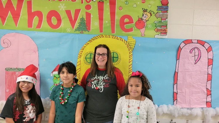 merry days of moore dress up