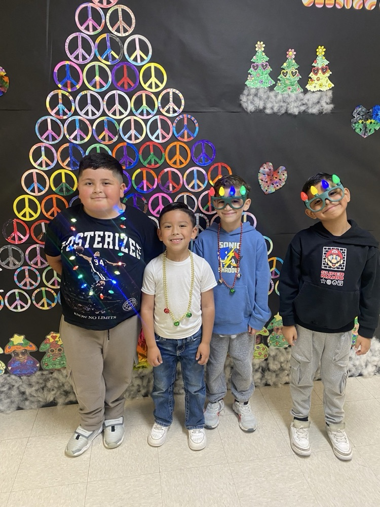 merry days of moore dress up