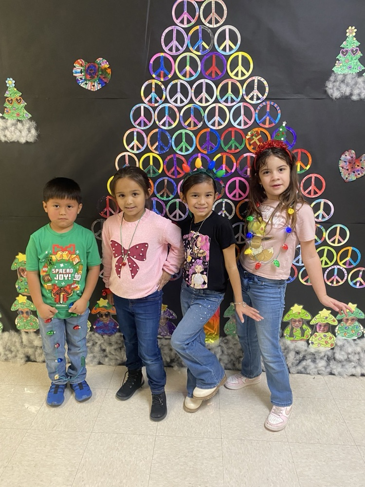 merry days of moore dress up