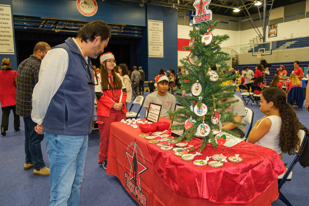 25-26 CTE HOLIDAY MARKET-8