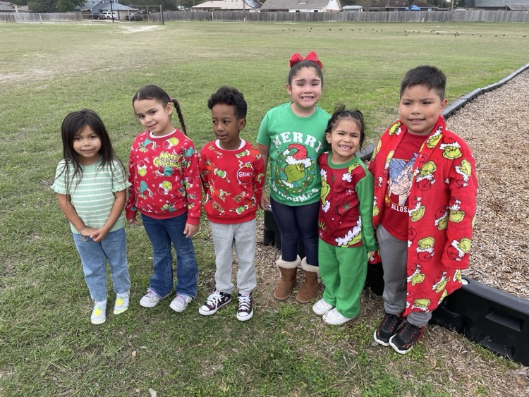 merry days of moore dress up days 