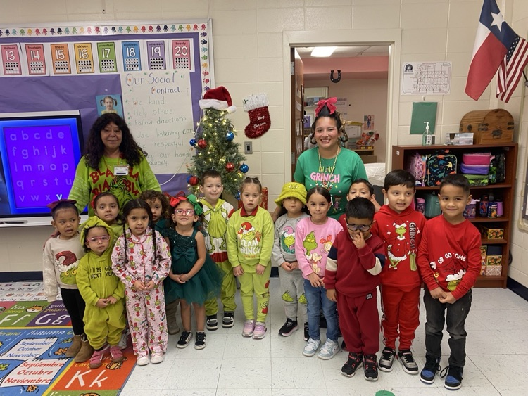 merry days of moore dress up days 