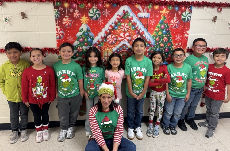 merry days of moore dress up days 